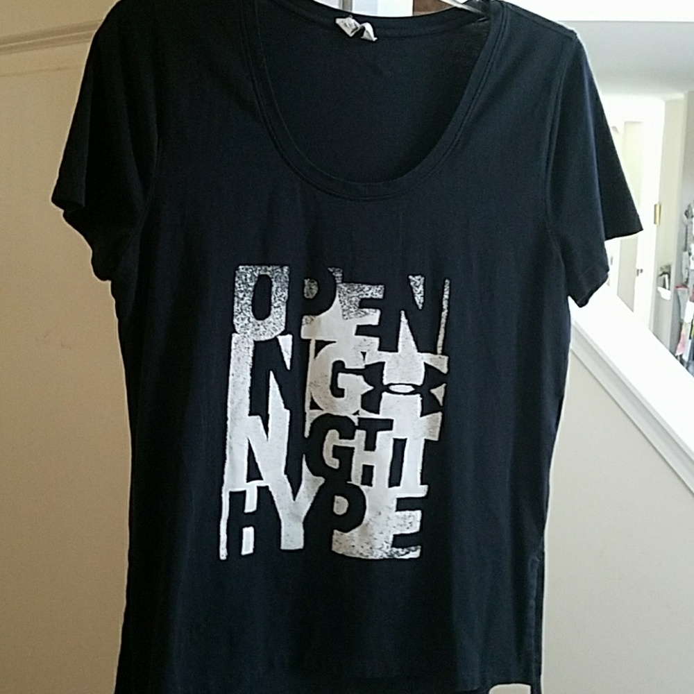 Short sleeve Under Armour graphic tee